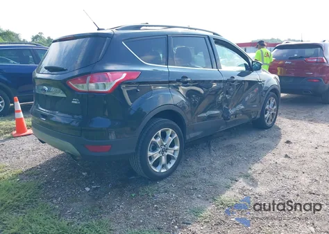 2013 Ford Escape Sel z USA, uszkodzony, nr VIN 1FMCU9H95DUD92377